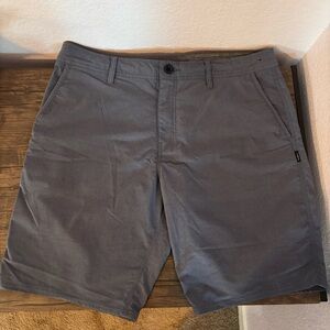 O’Neill men’s shorts size waist 36